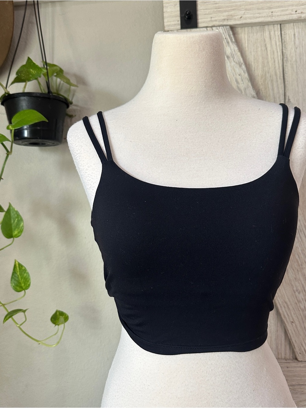 Halara UltraSculpt™ Double Straps Twisted Backless Cropped Yoga Tank
